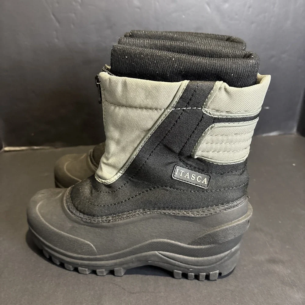 Itasca Youth Snow Boots Size 5 Gray/black